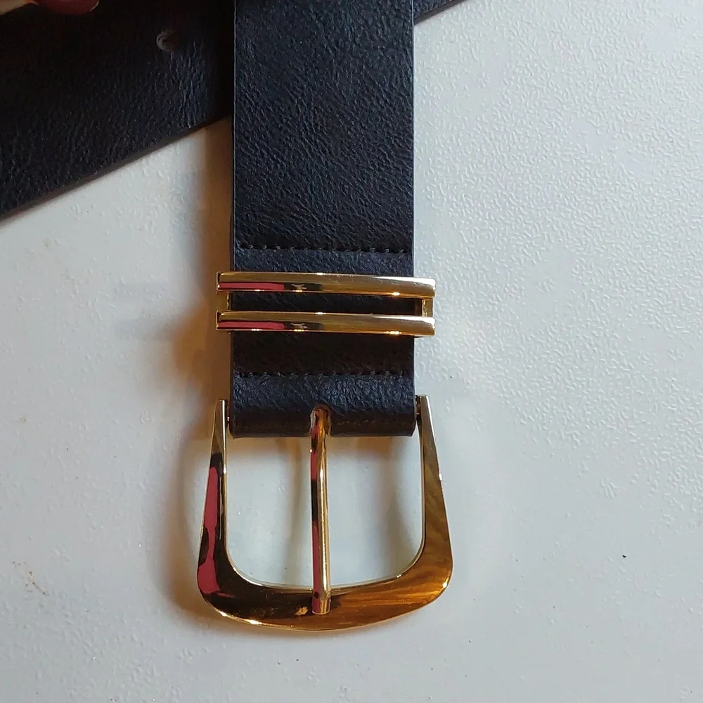 Womens Edgy Black Leather Belt with Double Gold Buckles Adjustable Mod Sz.M/L